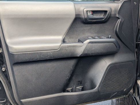 Used 2021 Toyota Tacoma 4x4 Double Cab image 14