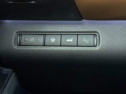 New 2026 Nissan Pathfinder Platinum image 28