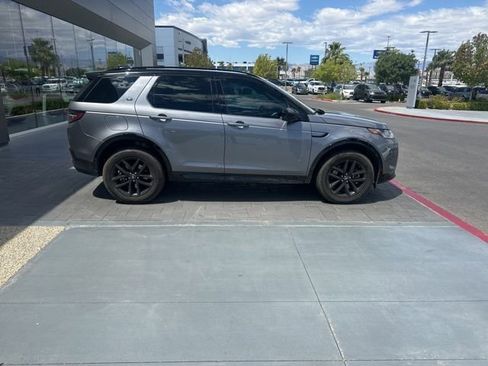 Used 2024 Land Rover Discovery Sport Dynamic SE AWD/4WD image 4