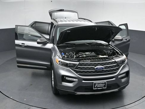 Certified 2021 Ford Explorer XLT w/ Equipment Group 202A AWD/4WD image 53