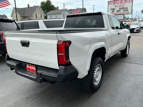 Used 2024 Toyota Tacoma SR RWD image 4