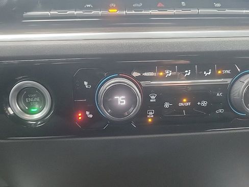 Certified 2024 Chevrolet Silverado 1500 LT image 19