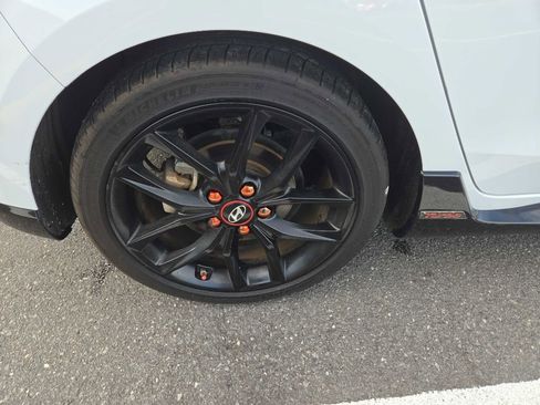 Used 2020 Hyundai Veloster Turbo R-Spec image 10