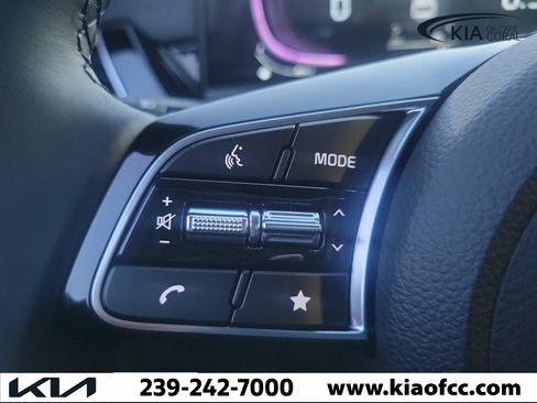 New 2026 Kia Seltos S FWD image 32