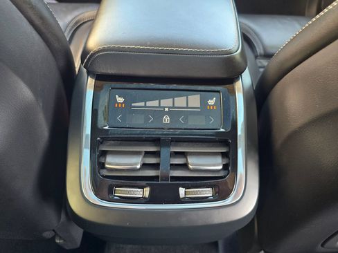 Used 2018 Volvo XC60 T6 Inscription w/ Luxury Seat Package AWD/4WD image 55