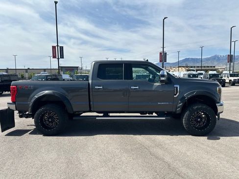 Used 2019 Ford F250 Lariat w/ Chrome Package AWD/4WD image 5