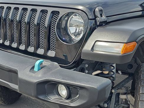 Used 2020 Jeep Wrangler Sport image 33