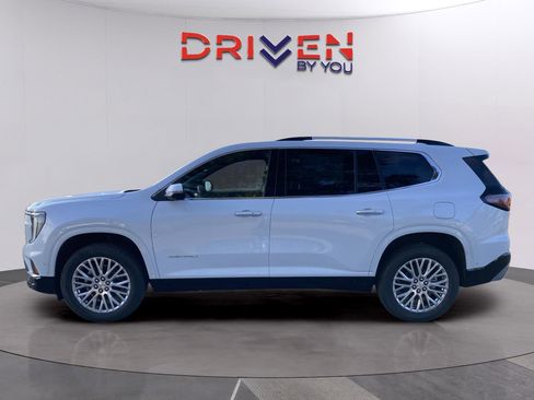 New 2026 GMC Acadia Denali w/ Super Cruise Package image 2