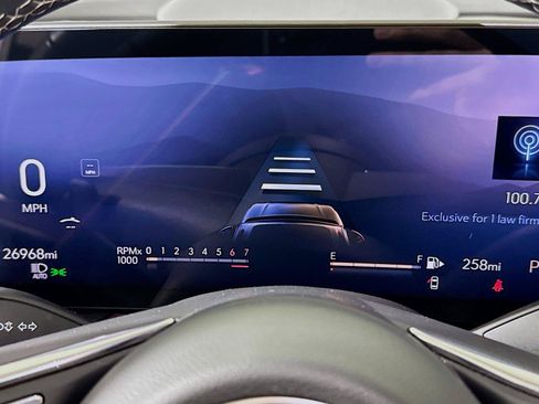 Used 2025 Buick Envision Sport Touring AWD/4WD image 10