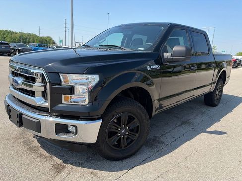 Used 2017 Ford F150 XLT AWD/4WD image 3