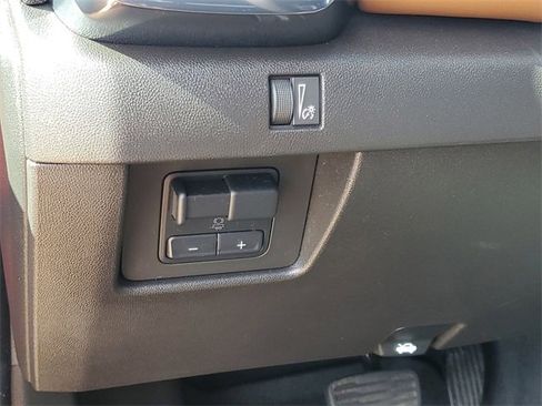 Certified 2024 GMC Canyon AT4 w/ AT4 Premium Package image 18