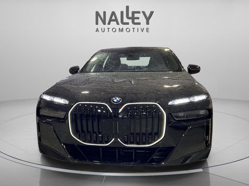 Used 2026 BMW 750e xDrive w/ Executive Package image 6