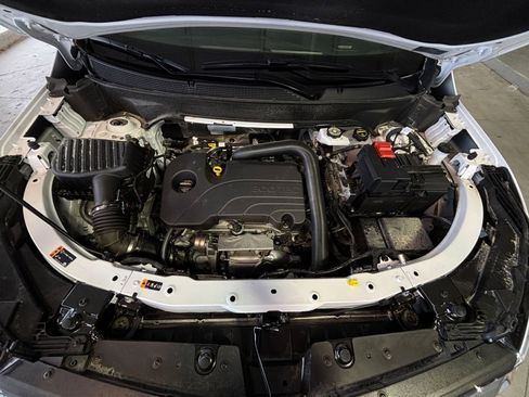 Used 2025 Chevrolet Equinox LT image 31