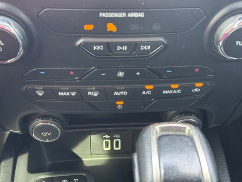Used 2021 Ford Ranger XLT w/ Equipment Group 301A Mid AWD/4WD image 19