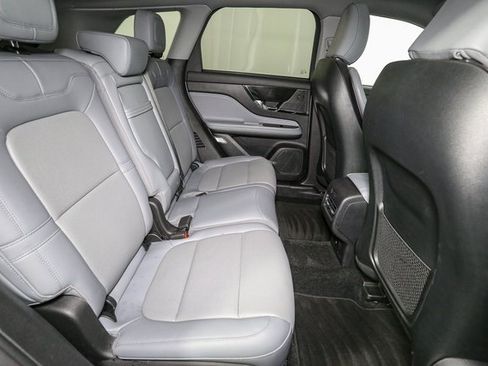 Used 2022 Lincoln Corsair AWD w/ Premium Package image 19