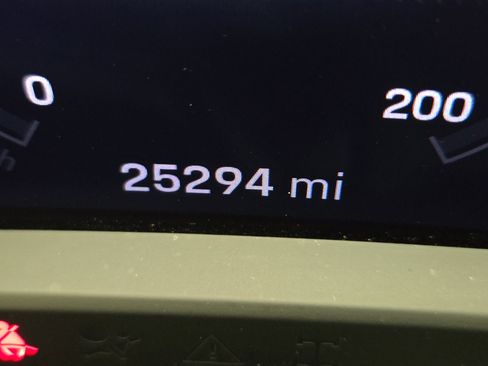 Used 2021 Porsche Taycan 4S image 18