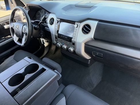 Used 2021 Toyota Tundra SR5 AWD/4WD image 28