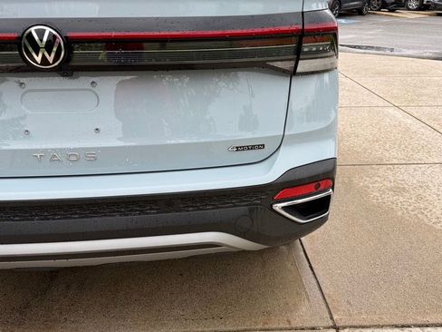 New 2026 Volkswagen Taos SE AWD/4WD image 14