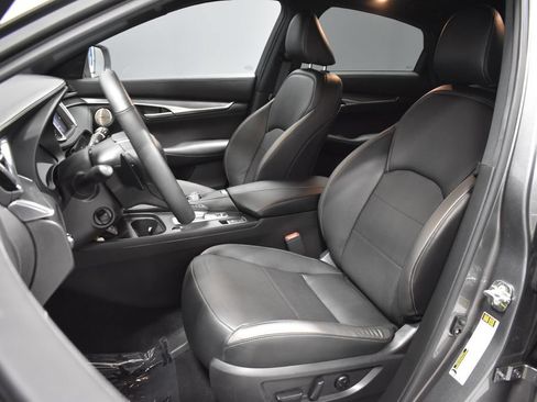 Used 2025 INFINITI QX55 Essential AWD/4WD image 5
