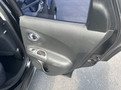 Used 2015 Nissan Juke S image 13