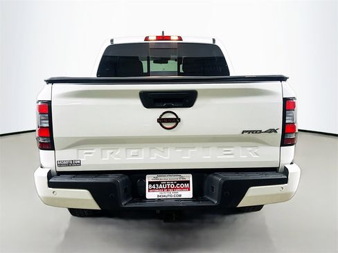 Used 2023 Nissan Frontier PRO-4X w/ Pro Convenience Package image 6