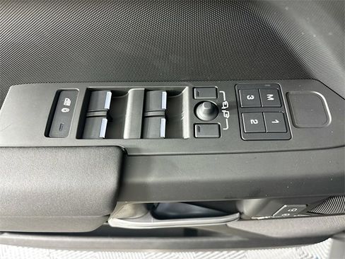 New 2026 Land Rover Defender 110 S image 19