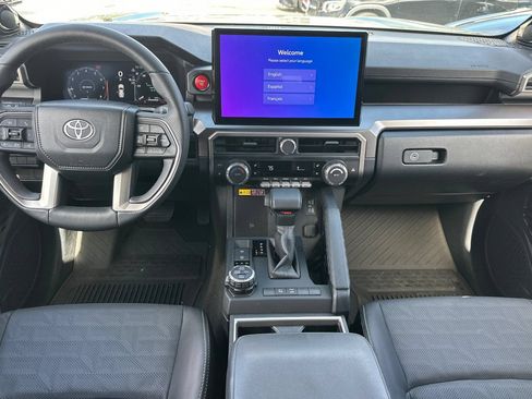 Used 2026 Toyota 4Runner TRD Off-Road Premium AWD/4WD image 16