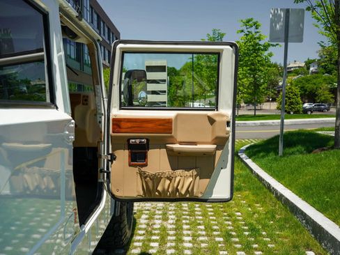 Used 1995 HUMMER H1 4-Door Wagon image 58