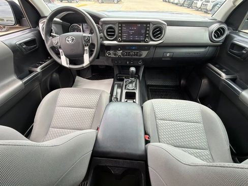 Used 2023 Toyota Tacoma SR5 w/ Technology Package AWD/4WD image 20