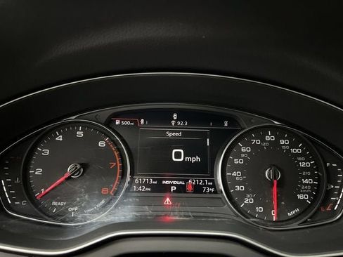 Used 2019 Audi Q5 2.0T Premium w/ Convenience Package AWD/4WD image 12
