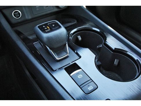 Used 2023 Nissan Rogue SV image 24