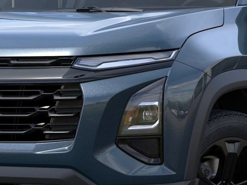 New 2027 Chevrolet Equinox LT w/ Midnight Edition FWD image 2