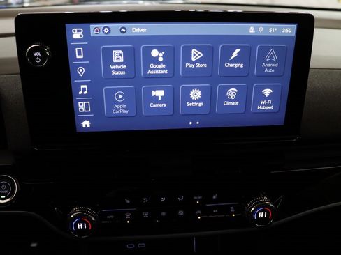 Used 2025 Honda Prologue EX image 17