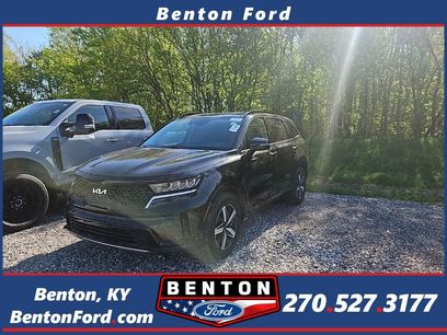 Used 2023 Kia Sorento S w/ Panoramic Sunroof Package
