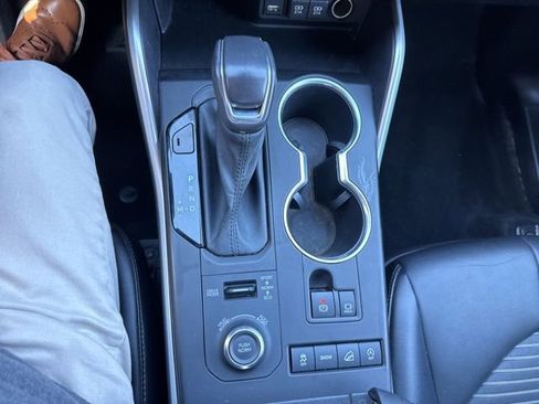 Used 2021 Toyota Highlander XSE image 17