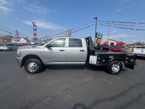 Used 2022 RAM 3500 Tradesman image 8