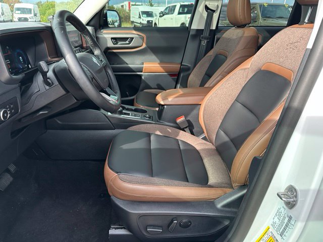 Used 2025 Ford Bronco Sport Outer Banks w/ Outer Banks Tech Package+ AWD/4WD image 17