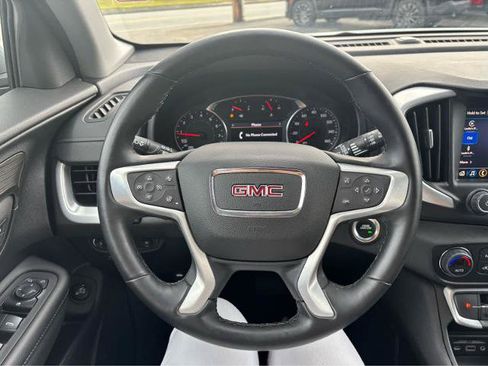 Used 2024 GMC Terrain SLT AWD/4WD image 20