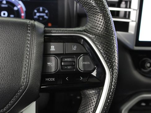 Used 2023 Toyota Tundra Platinum AWD/4WD image 26