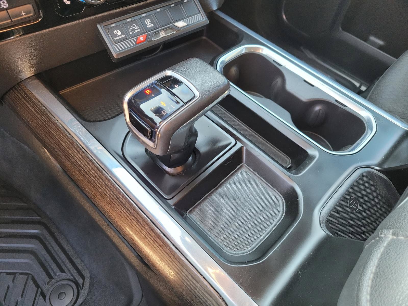 Used 2022 Chevrolet Silverado 1500 LT AWD/4WD image 27