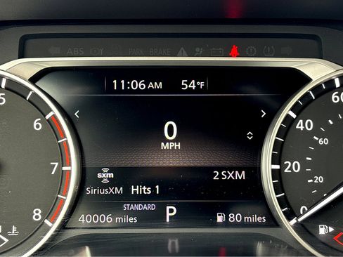 Used 2022 Nissan Rogue SV image 5