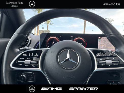 Certified 2023 Mercedes-Benz GLB 250 image 32