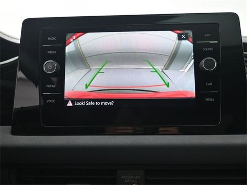 New 2026 Volkswagen Jetta SE image 7