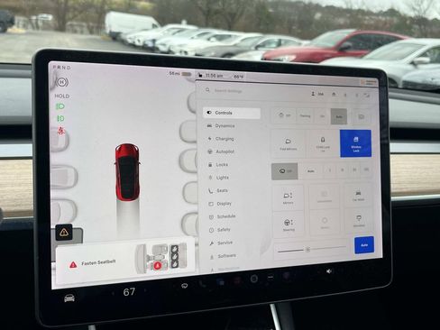 Used 2021 Tesla Model Y Long Range image 26