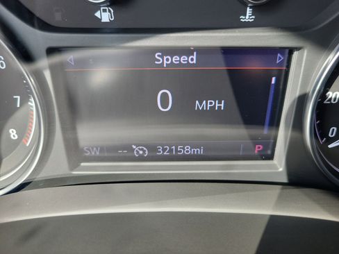 Used 2023 Buick Enclave Essence w/ Sport Touring Edition image 25