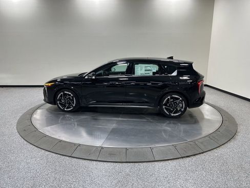 New 2026 Kia K4 GT-Line image 9