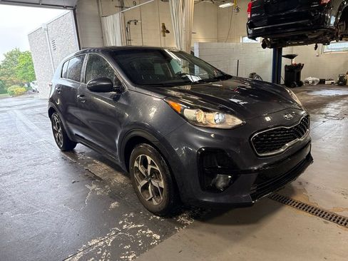 Used 2020 Kia Sportage LX FWD image 1