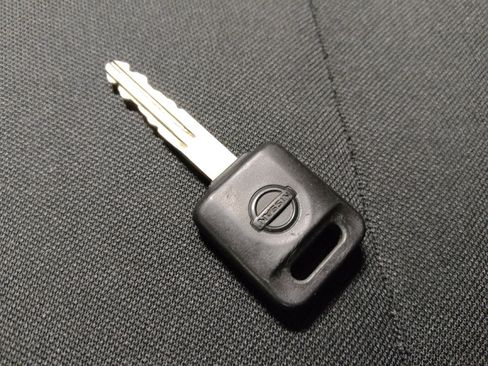 Used 2025 Nissan Versa S FWD image 32