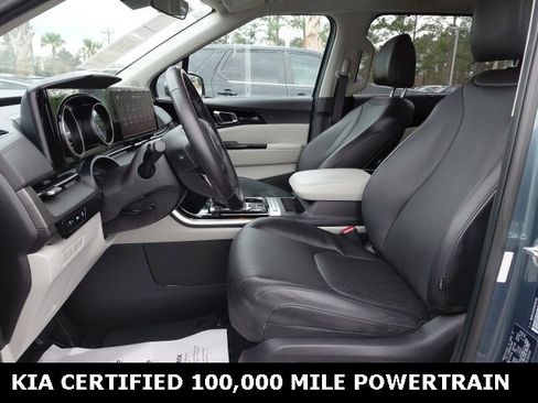 Certified 2024 Kia Carnival EX image 22