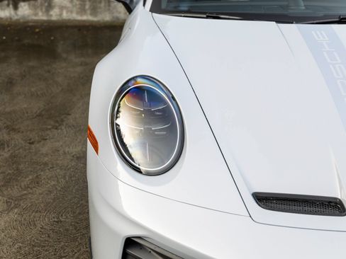 Used 2026 Porsche 911 GT3 RWD image 15
